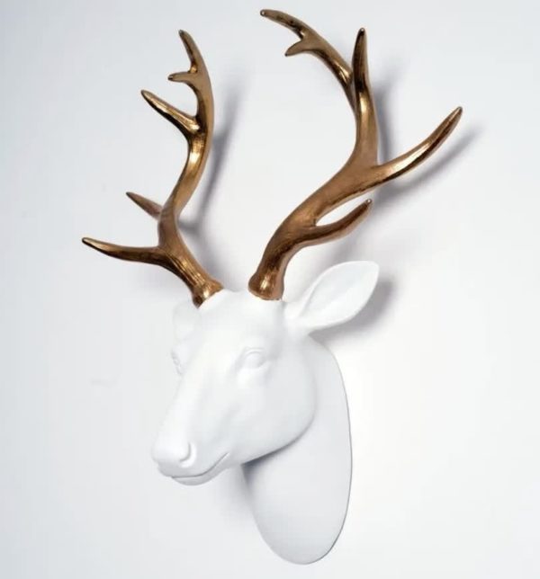 White wall mounted stag head