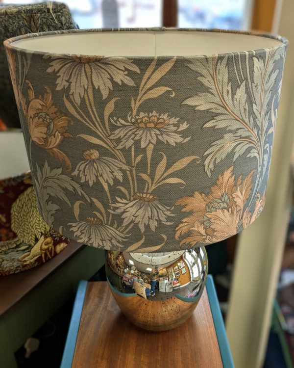 Large Mirrored base Lamp with floral shade - Image 2