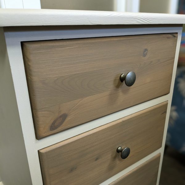 Bedside table - Image 3