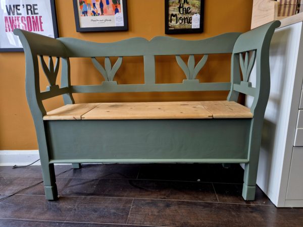 beautiful green solid pine storage bench - Image 3