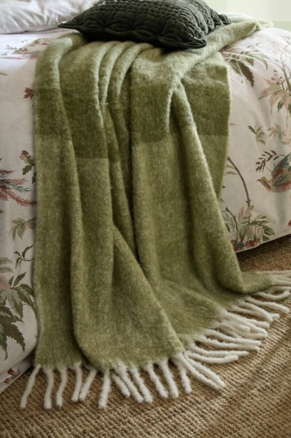Laura Ashley Bronwen Throw Olive Green